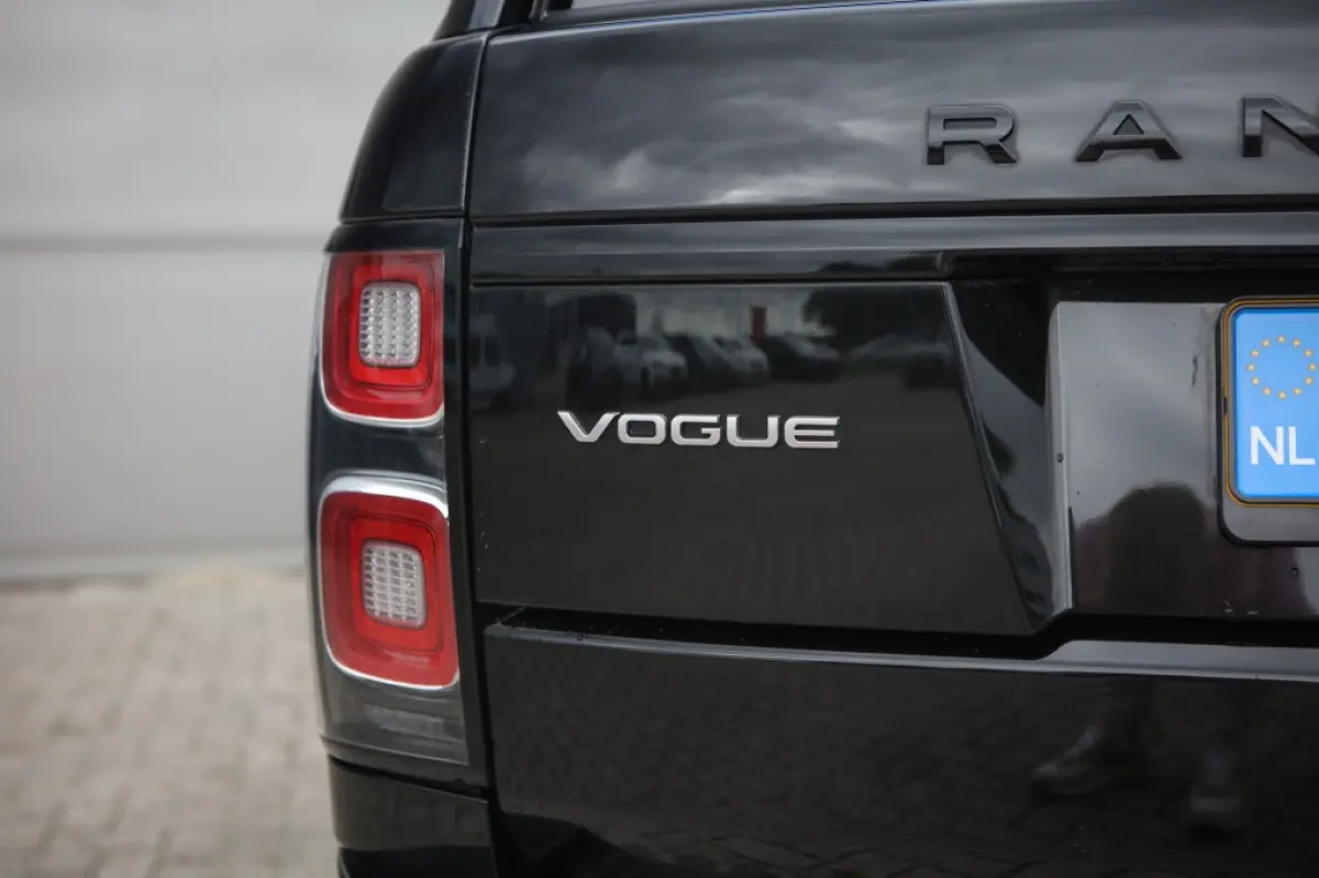3.0 D300 Vogue | HUD | Matrix LED | ACC | Pano | 360° | Meridian