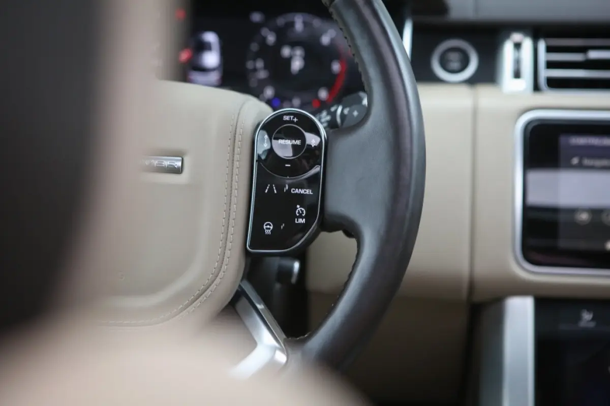 3.0 D300 Vogue | HUD | Matrix LED | ACC | Pano | 360° | Meridian