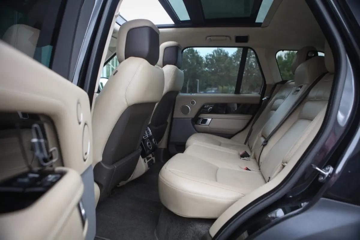 3.0 D300 Vogue | HUD | Matrix LED | ACC | Pano | 360° | Meridian