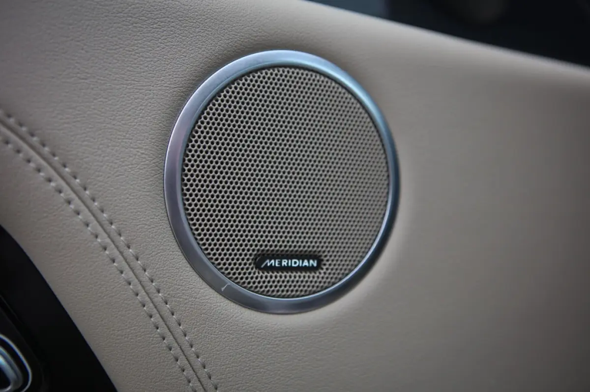 3.0 D300 Vogue | HUD | Matrix LED | ACC | Pano | 360° | Meridian