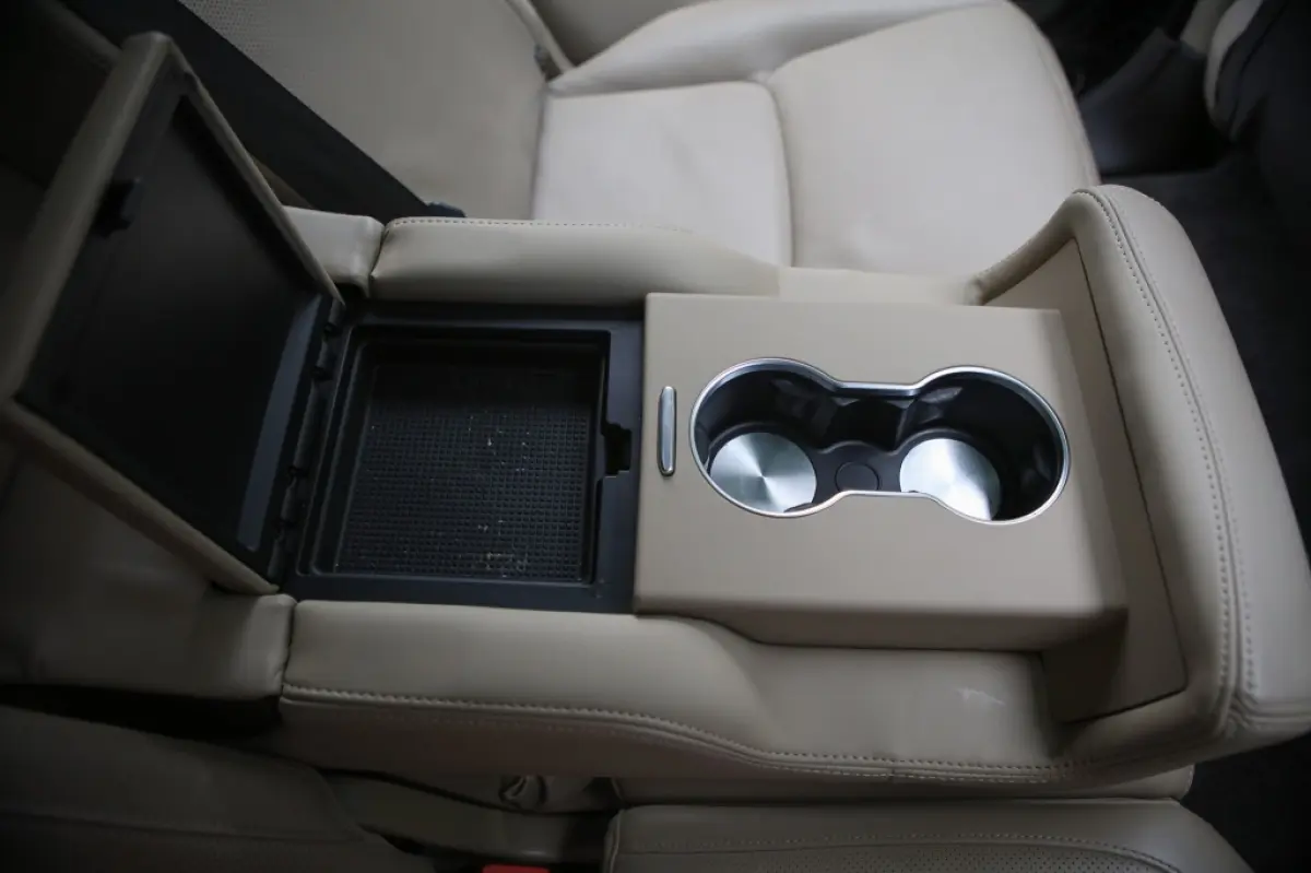 3.0 D300 Vogue | HUD | Matrix LED | ACC | Pano | 360° | Meridian