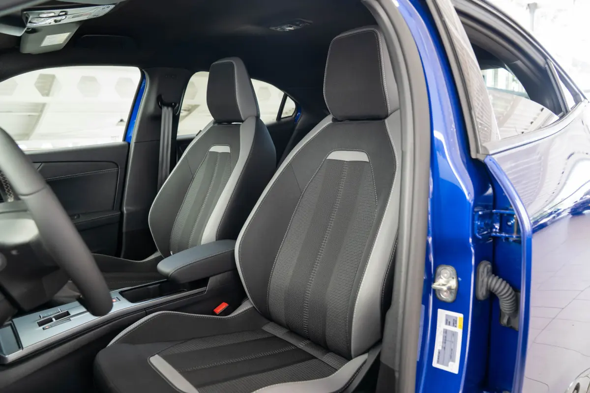 1.2 Turbo Hybrid GS | Tot 8 Jaar Garantie | Camera | Stoel & Stuurverwarming | Adaptive Cruise Controle | Navigatie | Apple Carplay & Android Auto |