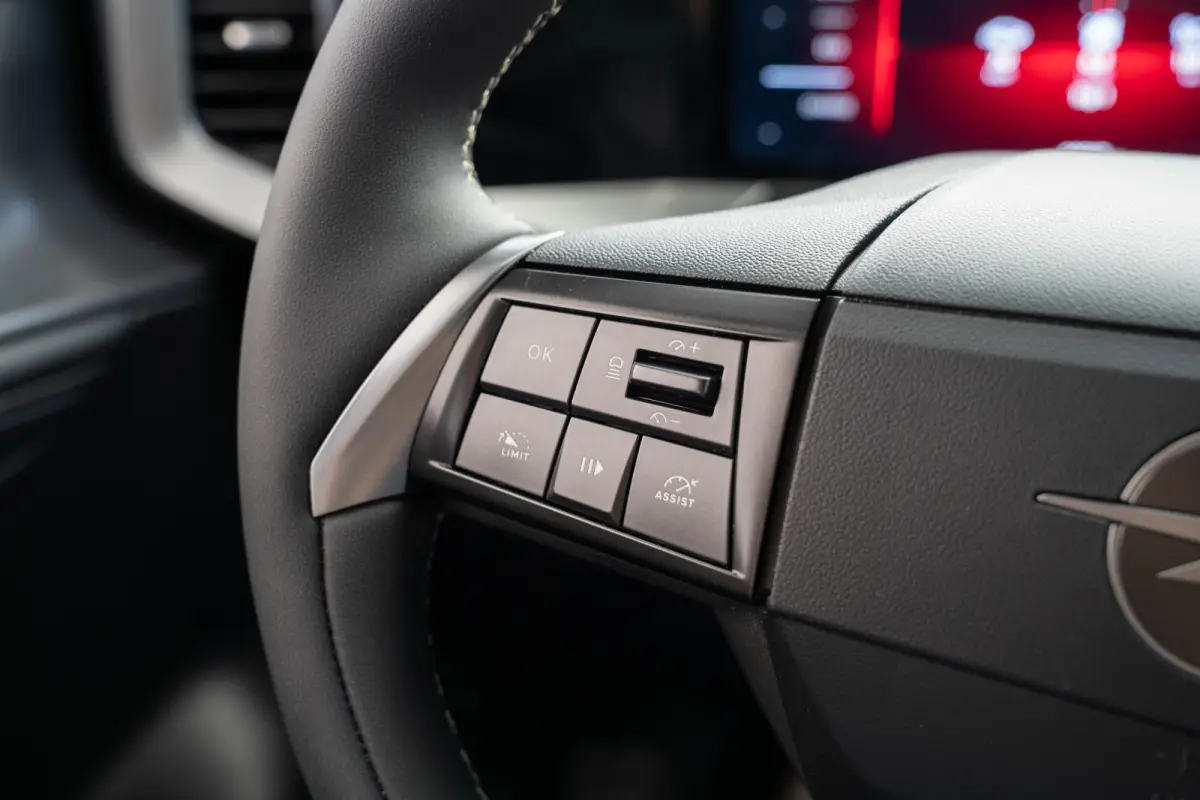1.2 Turbo Hybrid GS | Tot 8 Jaar Garantie | Camera | Stoel & Stuurverwarming | Adaptive Cruise Controle | Navigatie | Apple Carplay & Android Auto |
