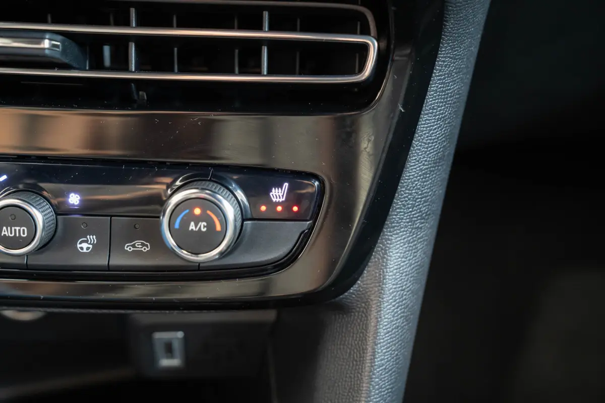 1.2 Turbo Hybrid GS | Tot 8 Jaar Garantie | Camera | Stoel & Stuurverwarming | Adaptive Cruise Controle | Navigatie | Apple Carplay & Android Auto |