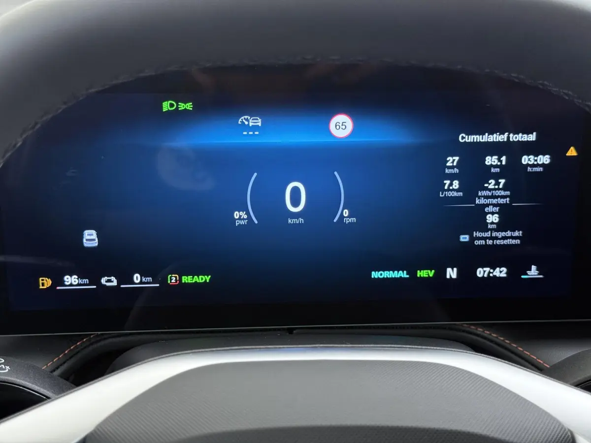 1.5 Luxury VAN: € 39.900- VOOR: € 33.330,- UW HERFSTVOORDEEL: € 6.470| ,-PLUG-IN HYBRIDE | 272 PK | NIEUWE AUTO | >1.000 KM TOTAAL BEREIK | 1E REGISTRATIE 03-2026 | 360° CAMERA | ELEK
