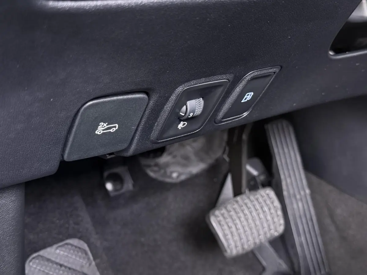 1.5 Luxury VAN: € 39.900- VOOR: € 33.330,- UW HERFSTVOORDEEL: € 6.470| ,-PLUG-IN HYBRIDE | 272 PK | NIEUWE AUTO | >1.000 KM TOTAAL BEREIK | 1E REGISTRATIE 03-2026 | 360° CAMERA | ELEK