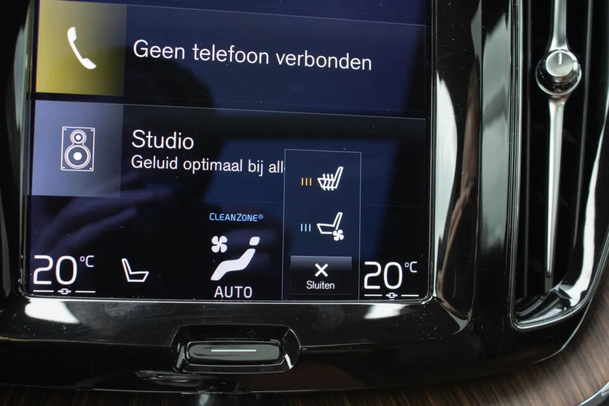2.0 PHEV T6 AWD Inscription|Stuur-Stoelverw.+Vent.|Bowers & Wilkins|Camera|ACC|Pano|