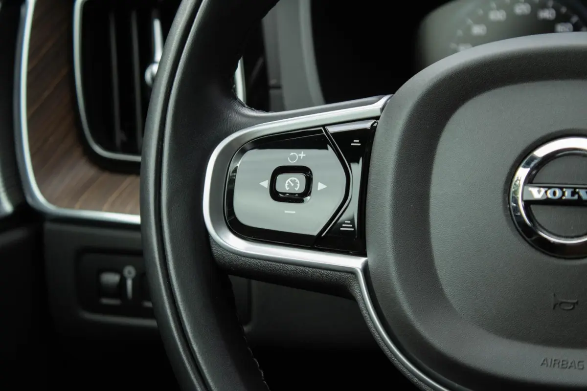2.0 PHEV T6 AWD Inscription|Stuur-Stoelverw.+Vent.|Bowers & Wilkins|Camera|ACC|Pano|