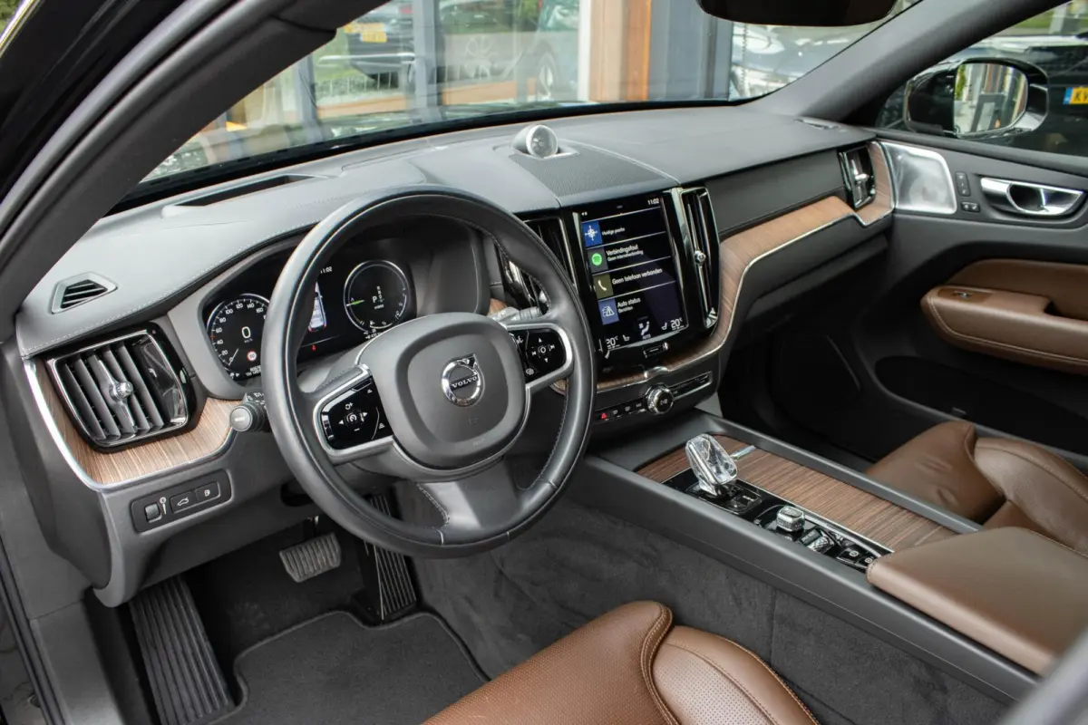 2.0 PHEV T6 AWD Inscription|Stuur-Stoelverw.+Vent.|Bowers & Wilkins|Camera|ACC|Pano|