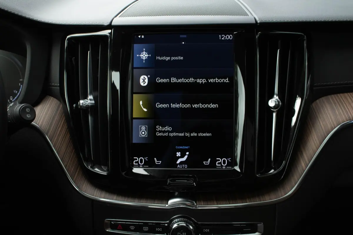 2.0 PHEV T6 AWD Inscription|Stuur-Stoelverw.+Vent.|Bowers & Wilkins|Camera|ACC|Pano|