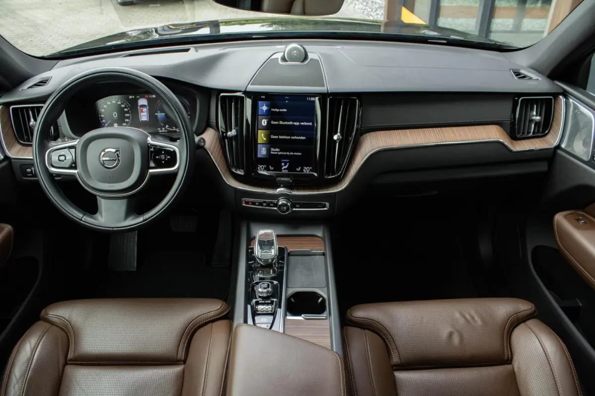 2.0 PHEV T6 AWD Inscription|Stuur-Stoelverw.+Vent.|Bowers & Wilkins|Camera|ACC|Pano|
