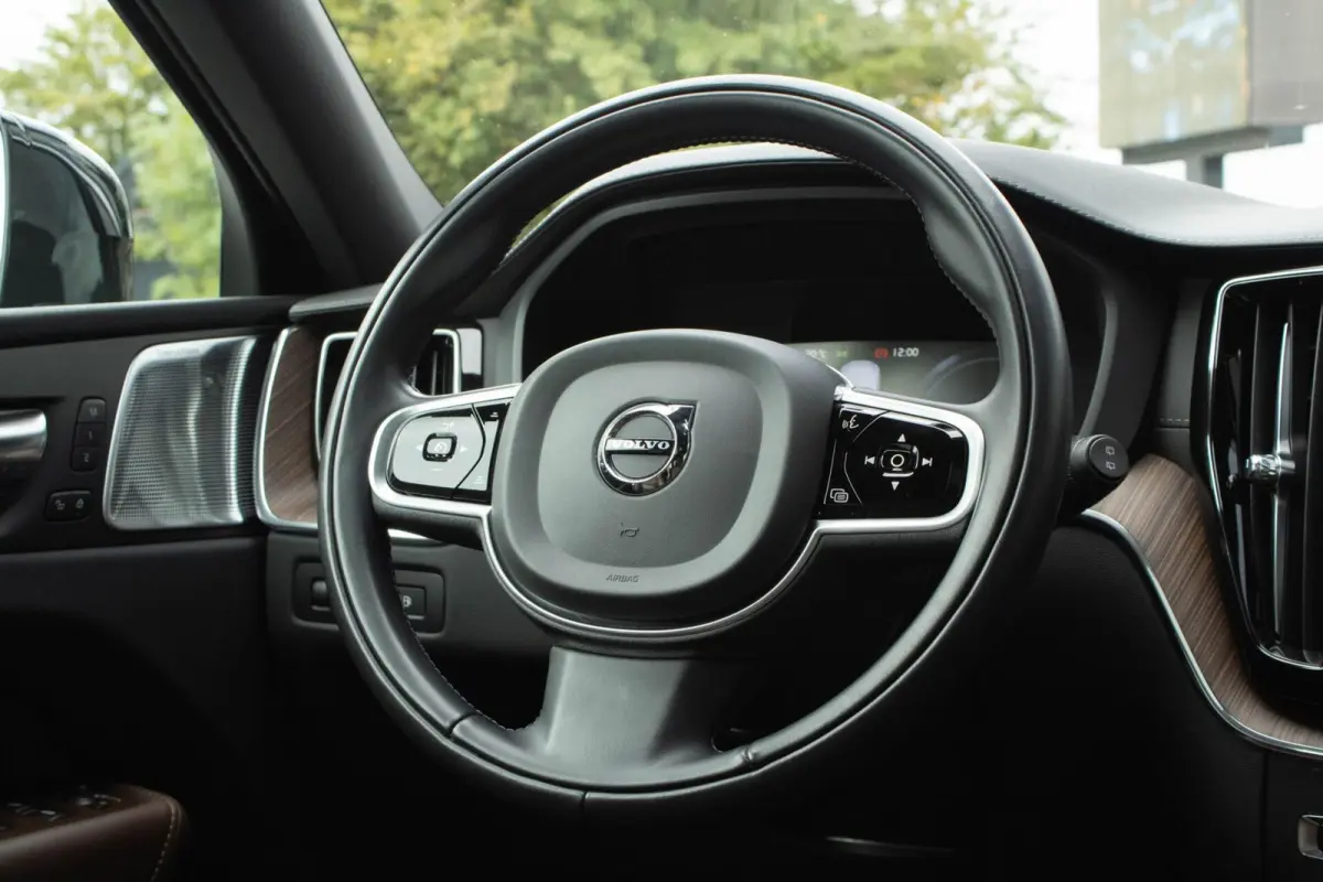 2.0 PHEV T6 AWD Inscription|Stuur-Stoelverw.+Vent.|Bowers & Wilkins|Camera|ACC|Pano|