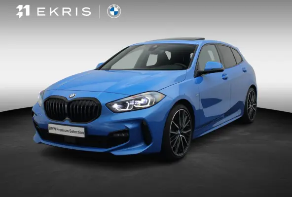 5-deurs 120i High Executive | M Sportpakket | Comfort Pack | Parking Pack | Stuurwielrand Verwarmd | Panoramadak | M Sportstoelen | Head Up Display | 19''