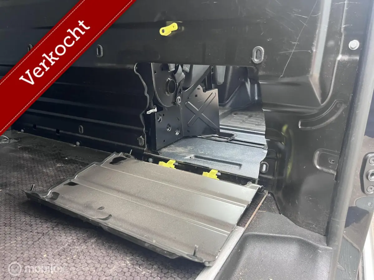 AUTOMAAT 227S 2.0 BlueHDI 180 Premium Pack
