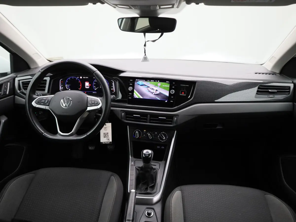 1.0 TSI Life 95 pk| Origineel Nederlands | 1e Eigenaar | Navigatie | Achteruitrijcamera | Getint Glas | 15 Inch Velgen | Digitale Cockpit Pro