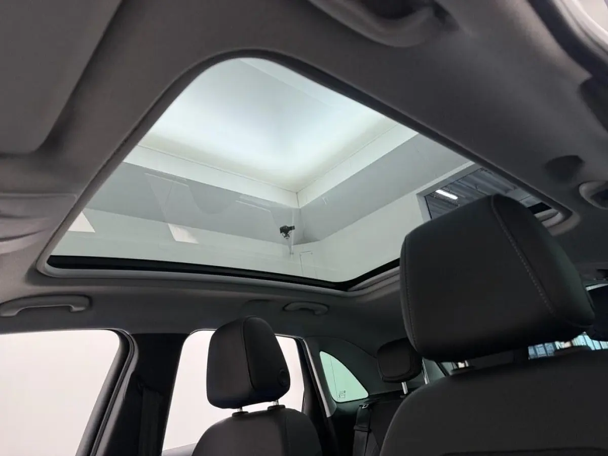 1.2T 130pk Ultimate Automaat Pano/Camera/LED /Alcantara/HeadUp Display/LM Velgen/AGR/Winterpakket