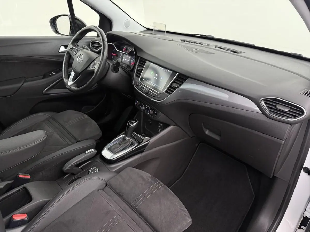 1.2T 130pk Ultimate Automaat Pano/Camera/LED /Alcantara/HeadUp Display/LM Velgen/AGR/Winterpakket