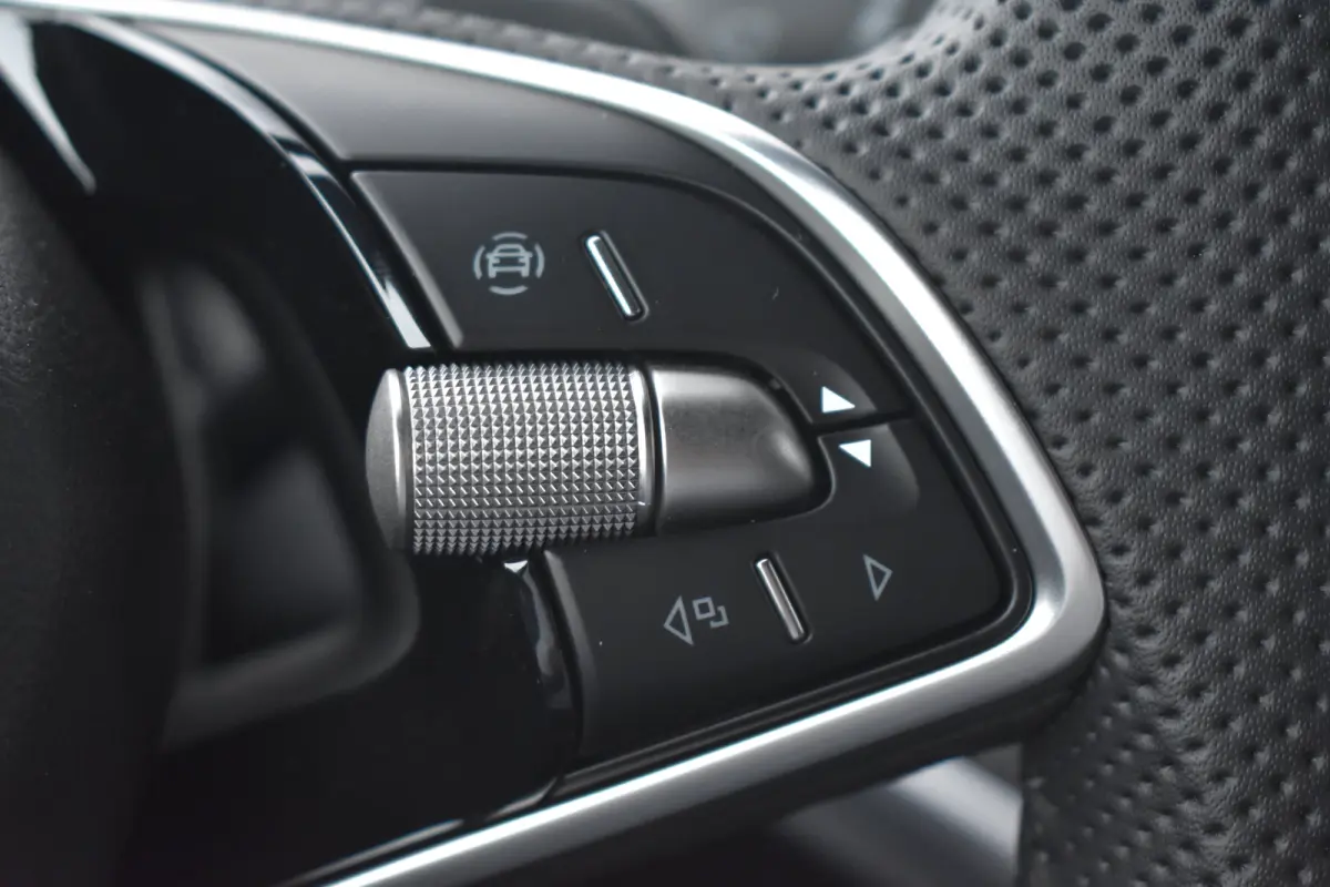 Sportline | Chrome interieur accenten | Driving mode select | LED interieurverlichting inclusief sfeerverlichting