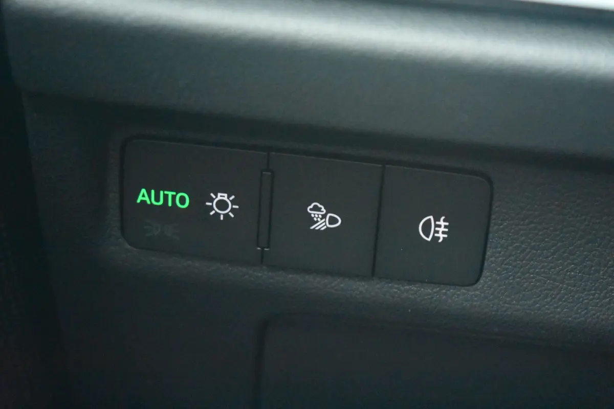 Sportline | Chrome interieur accenten | Driving mode select | LED interieurverlichting inclusief sfeerverlichting