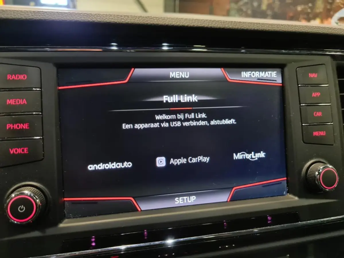 1.5 TSI FR Business Intense - AUT - Panoramadak - Adapt Cruise - Lane Ass - Beats Audio - Elektr trekhaak
