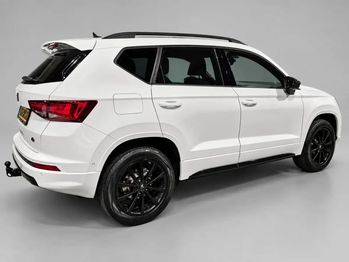 1.5 TSI FR Business Intense - AUT - Panoramadak - Adapt Cruise - Lane Ass - Beats Audio - Elektr trekhaak