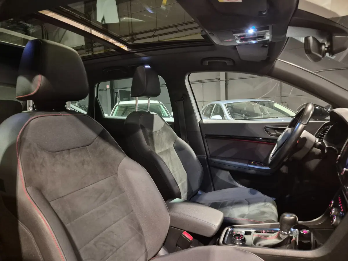 1.5 TSI FR Business Intense - AUT - Panoramadak - Adapt Cruise - Lane Ass - Beats Audio - Elektr trekhaak