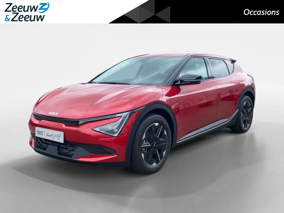 Light Edition 63 kWh | VOORRAAD VOORDEEL NU €42.950,- | Direct leverbaar | Stoel+Stuur verwarming | Climate control | Navigatie | Parkeer camera achter | Parkeer sensoren voor en achter