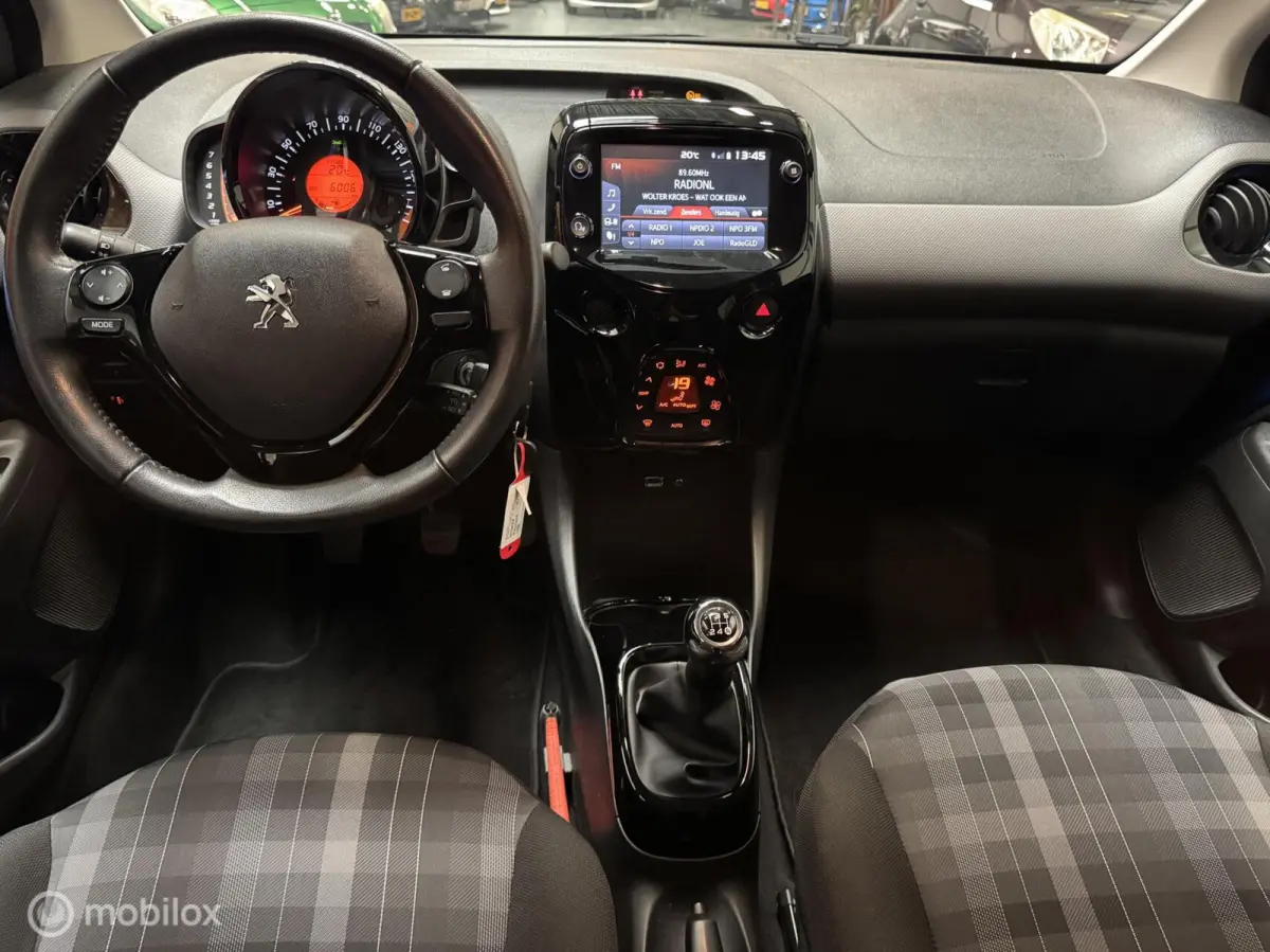 1.0 Allure Clima|LED|Carplay|NL-Auto!