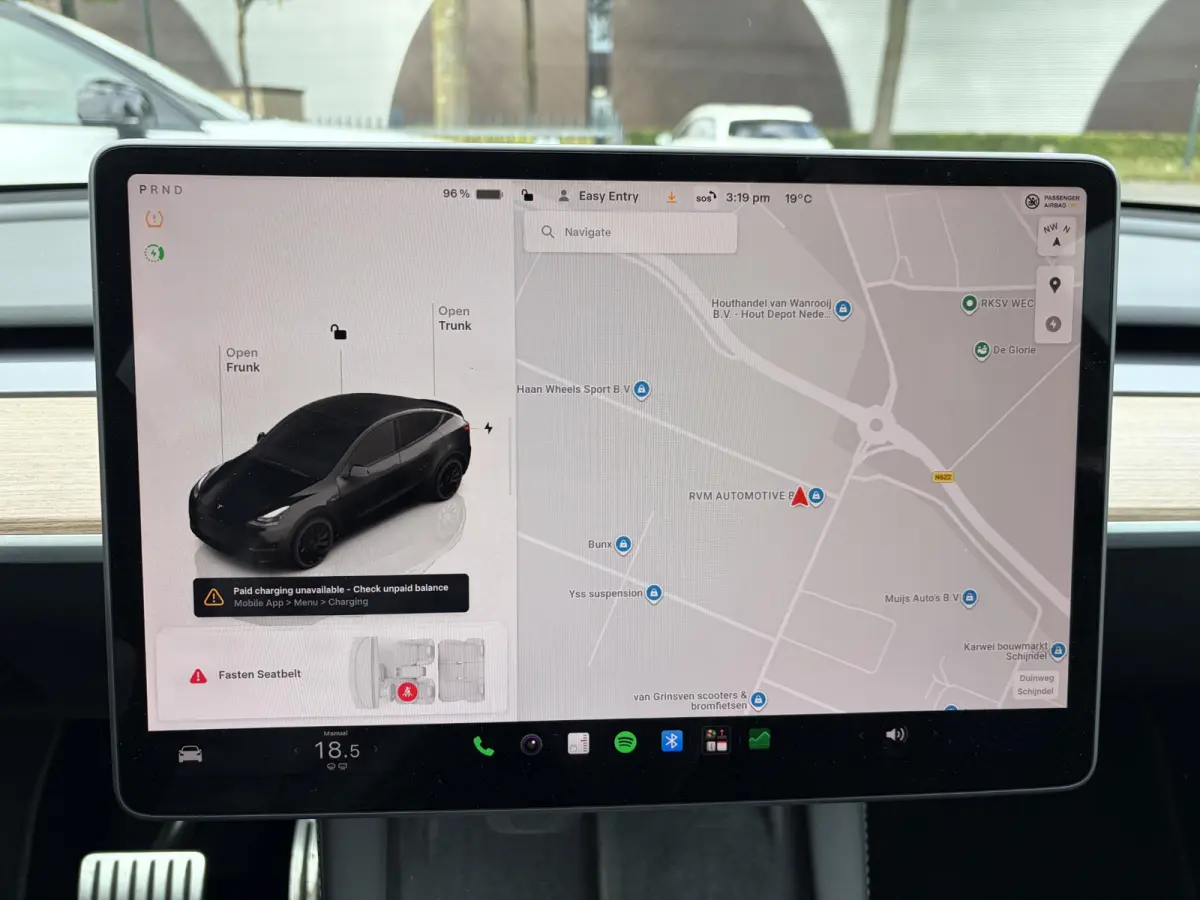 Performance AWD 75 kWh VAN 41.900:,- VOOR:39.877,- UW HERFSTVOORDEEL: 2.023,- | SOH 92% RIJKLAAR GELEVERD | TESLA FABRIEKSGARANTIE TOT 5-2027 OF 80.000 | TESLA GARANTIE ACCU + AANDRIJFLIJN T