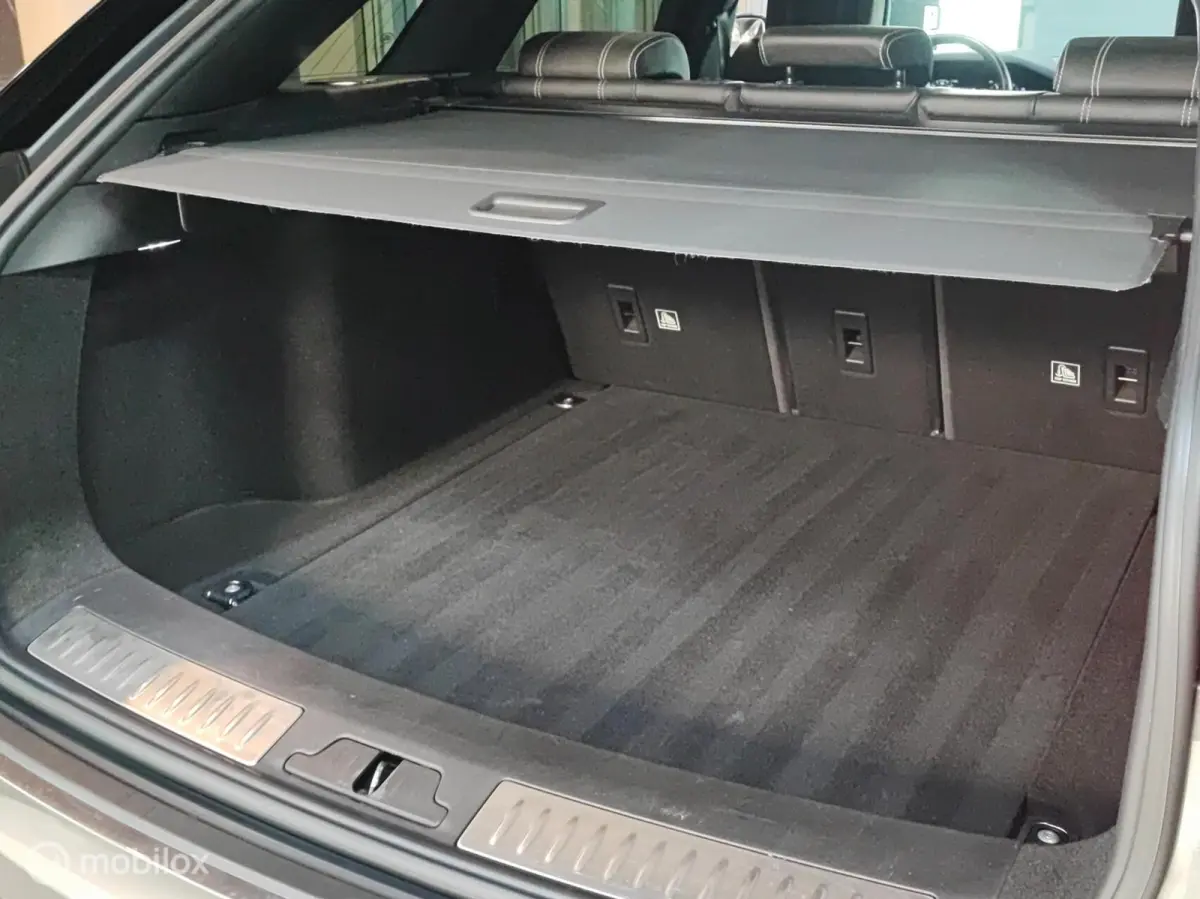 3.0 V6 SC 380 PK AWD R-Dynamic HSE LUCHTVERING HEDAUP 360 CAMERA STOELVERW STOELKOELING VOLLEDIG ONDERHOUDEN