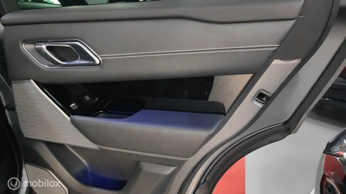 3.0 V6 SC 380 PK AWD R-Dynamic HSE LUCHTVERING HEDAUP 360 CAMERA STOELVERW STOELKOELING VOLLEDIG ONDERHOUDEN
