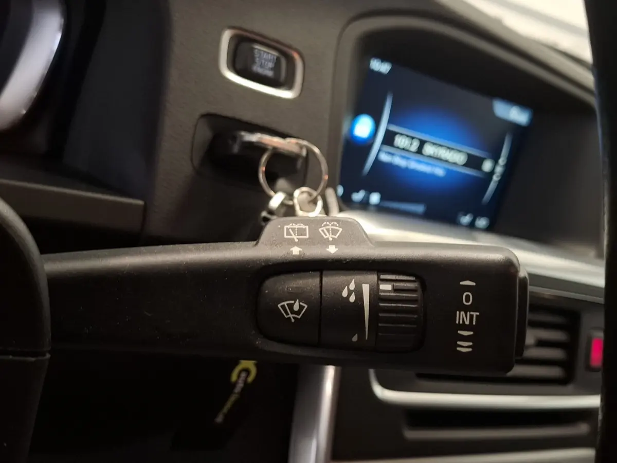 2.4 D5 Twin Engine Lease Edition 2e Eigenaar Navi Mooi!
