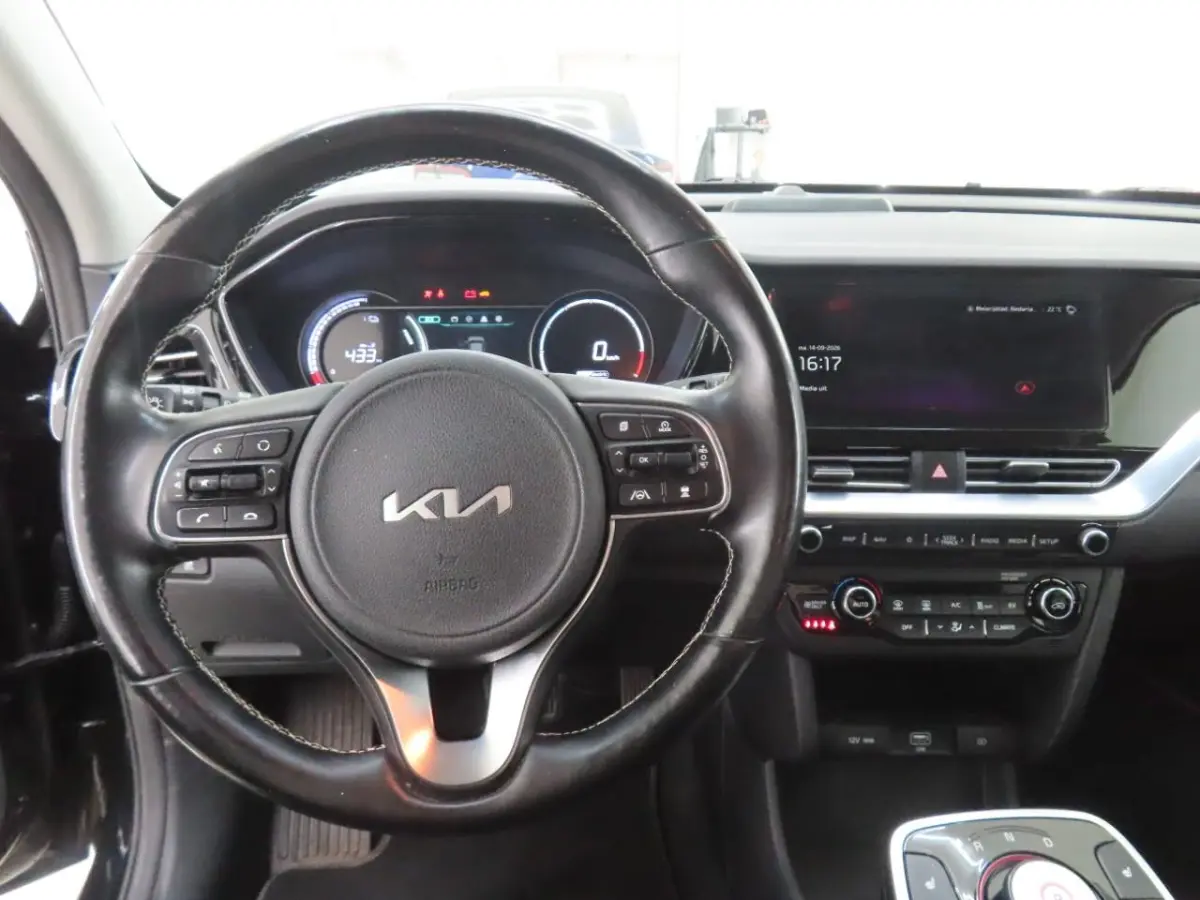Edition 64 kWh | 93,4 SOH | Keyless | Camera | Stoelverwarming | Carplay/Android Auto