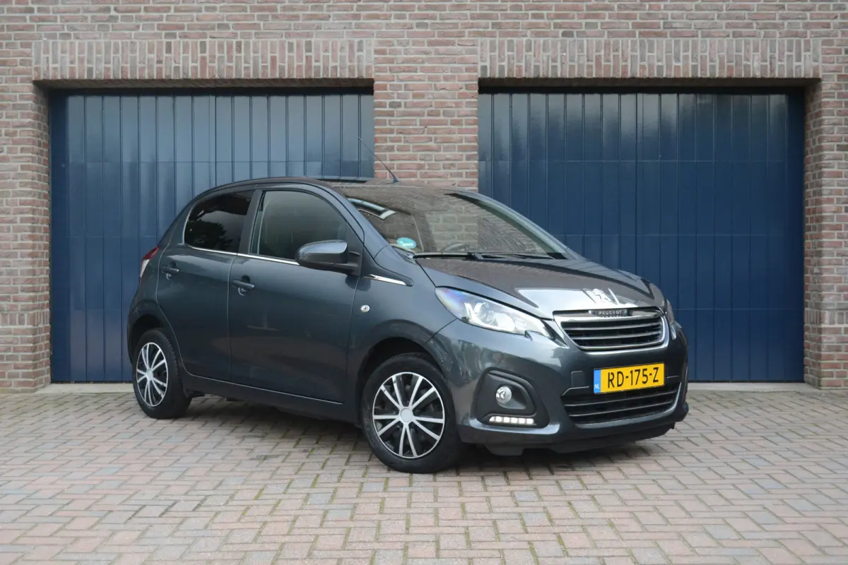 1.0 e-VTi Active | Camera | Carplay/Android Auto | Airco | 1e eigenaar!