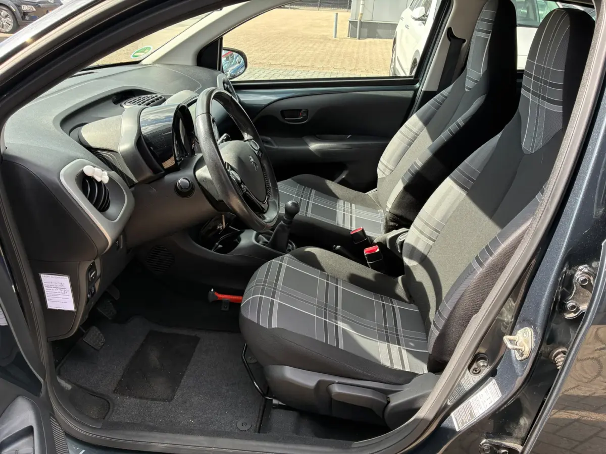 1.0 e-VTi Active | Camera | Carplay/Android Auto | Airco | 1e eigenaar!