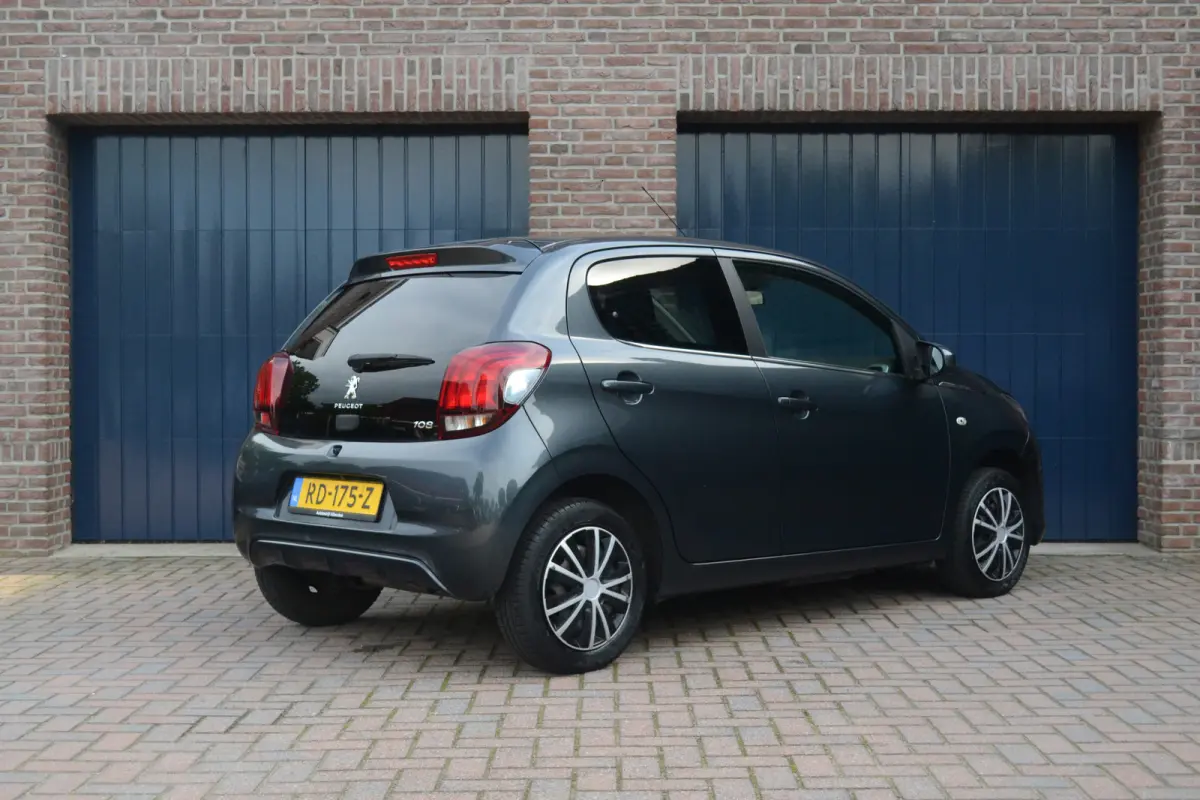1.0 e-VTi Active | Camera | Carplay/Android Auto | Airco | 1e eigenaar!