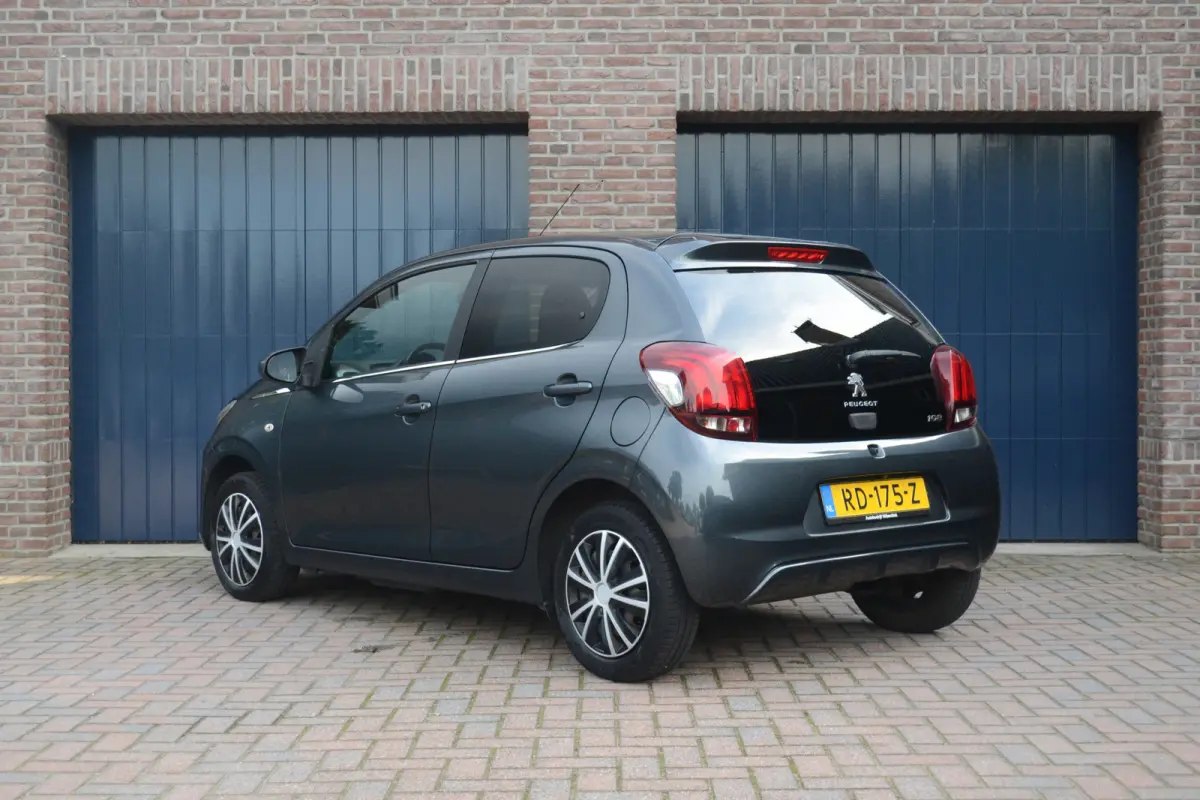 1.0 e-VTi Active | Camera | Carplay/Android Auto | Airco | 1e eigenaar!