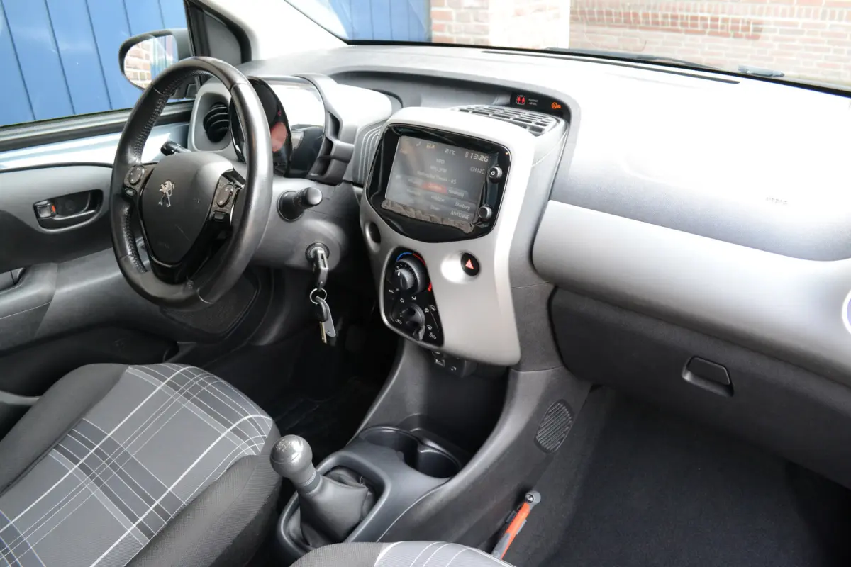 1.0 e-VTi Active | Camera | Carplay/Android Auto | Airco | 1e eigenaar!