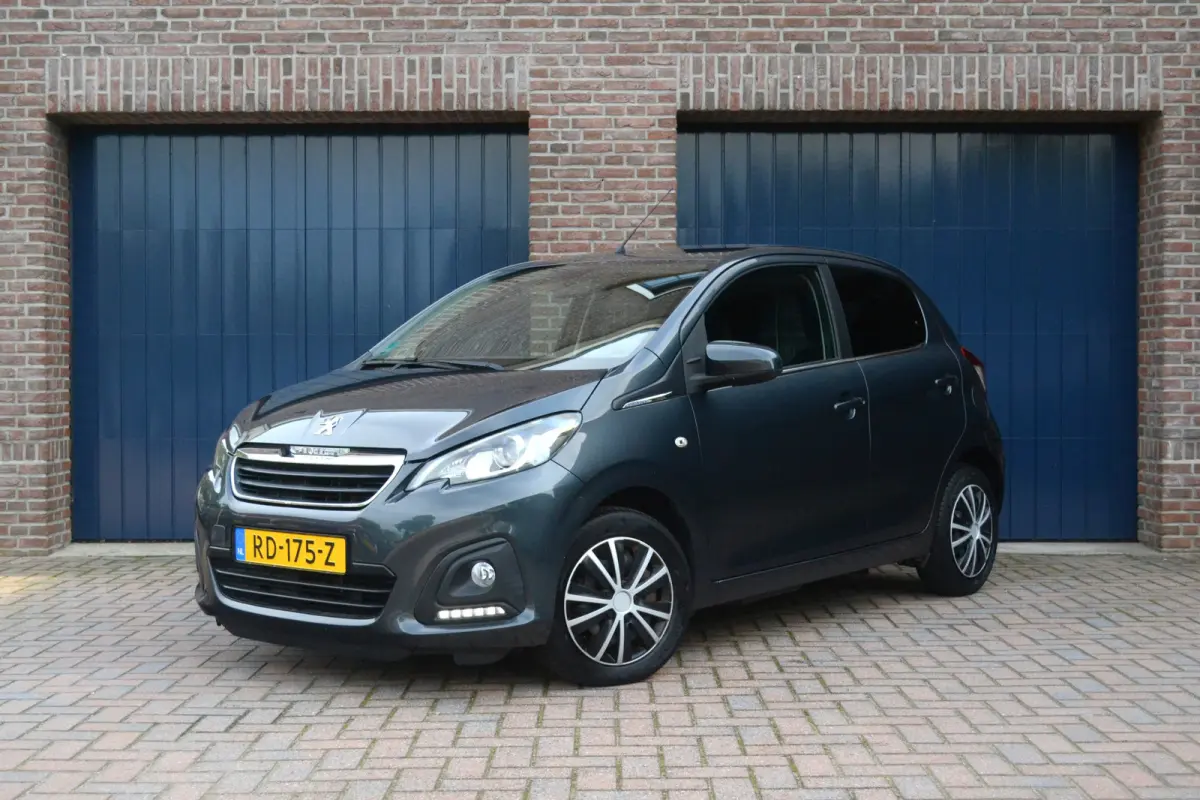 1.0 e-VTi Active | Camera | Carplay/Android Auto | Airco | 1e eigenaar!