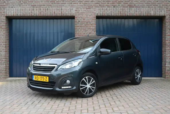 1.0 e-VTi Active | Camera | Carplay/Android Auto | Airco | 1e eigenaar!