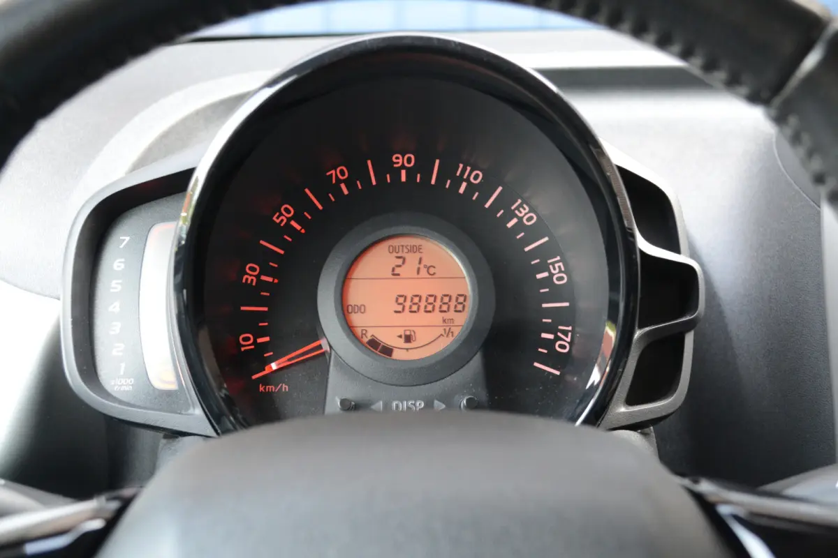 1.0 e-VTi Active | Camera | Carplay/Android Auto | Airco | 1e eigenaar!