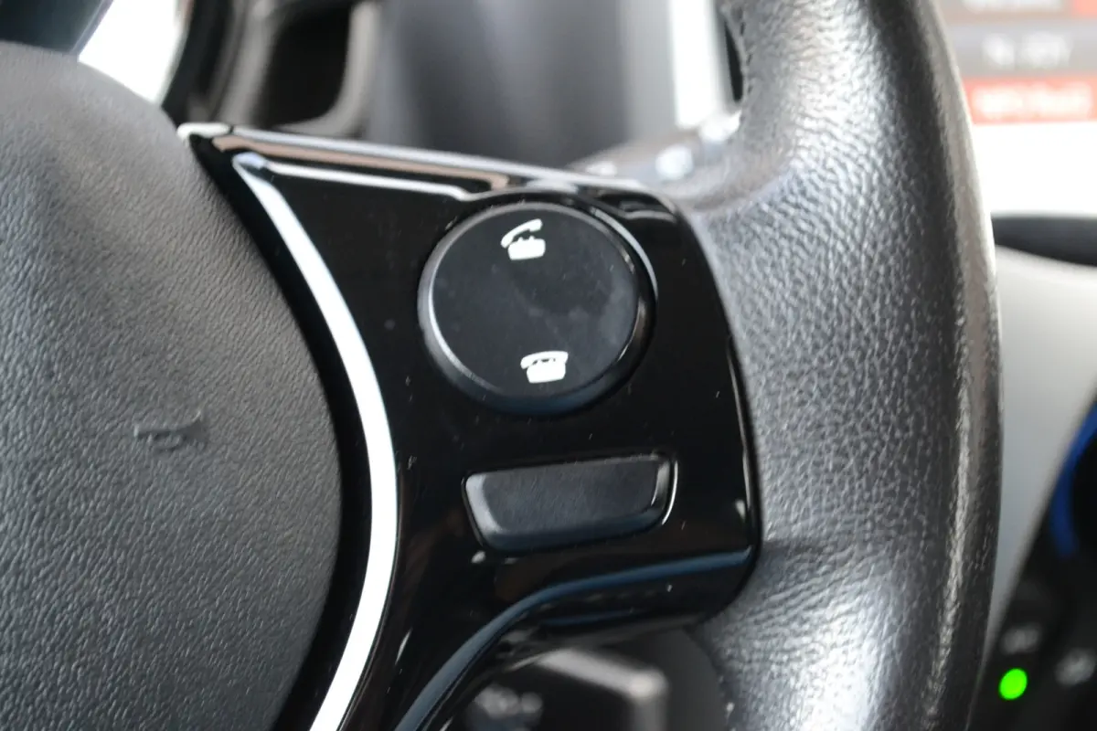 1.0 e-VTi Active | Camera | Carplay/Android Auto | Airco | 1e eigenaar!