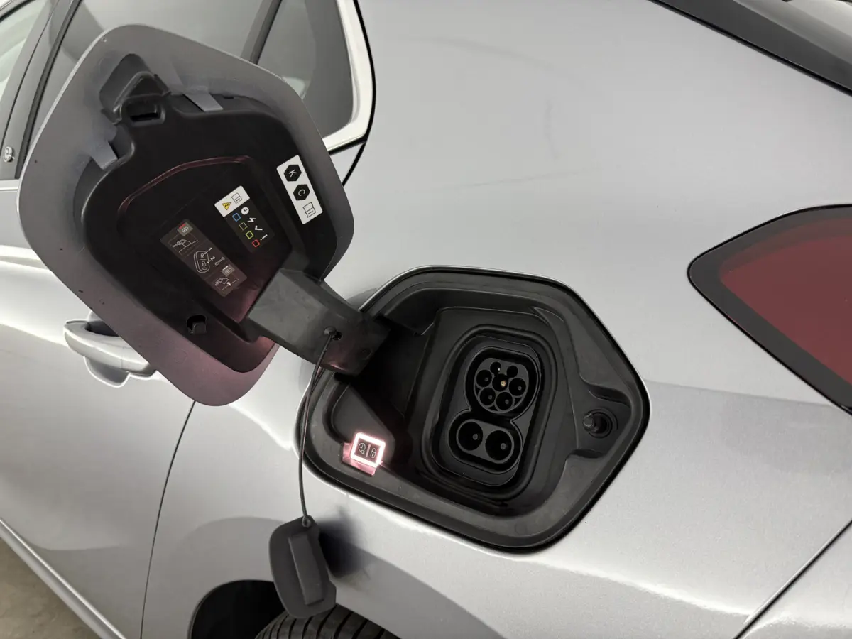 Elegance 50 kWh | Snelladen | SOH 89% | Virtual | Cruise | Carplay | Stoel/Stuurverw. | Parkeersens. | NAP