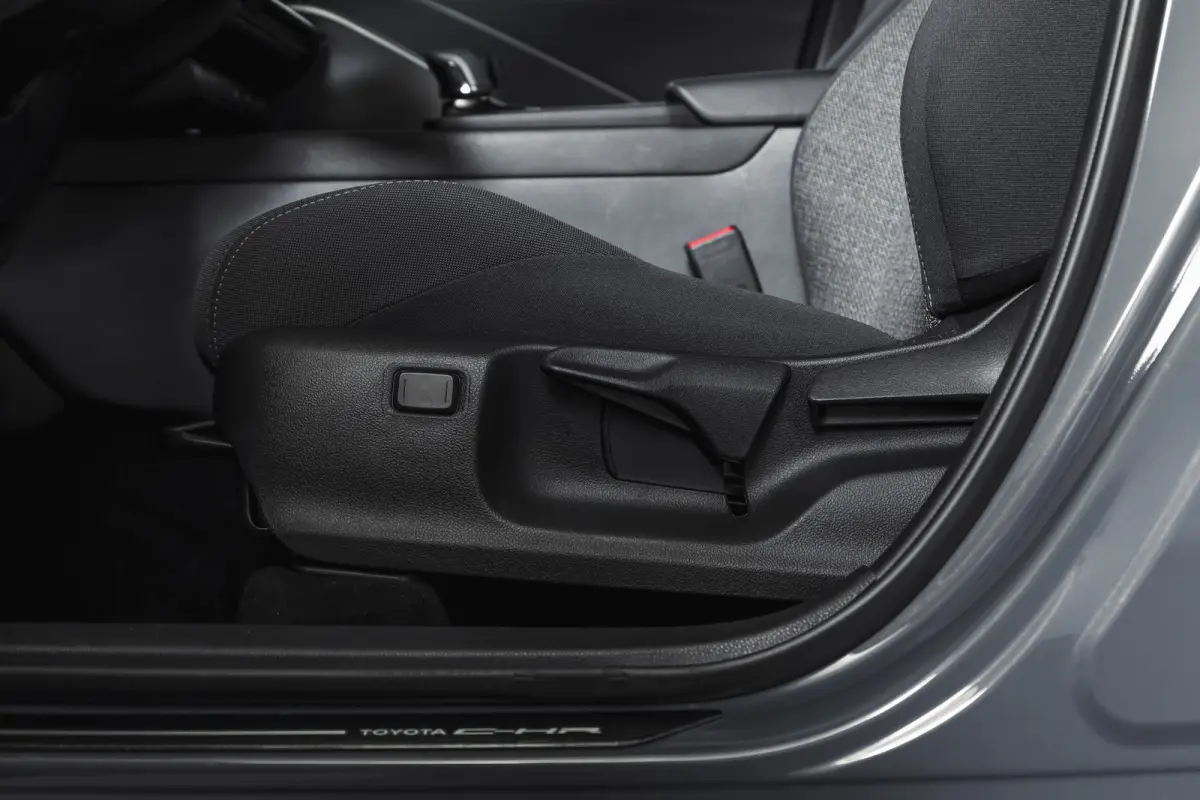 1.8 Hybrid 140 Dynamic | Dig. Cockpit | Adapt. Cruise | Winterpakket | PDC | Camera | NAV + App. Connect | ECC | DAB | LM 18" | 2989