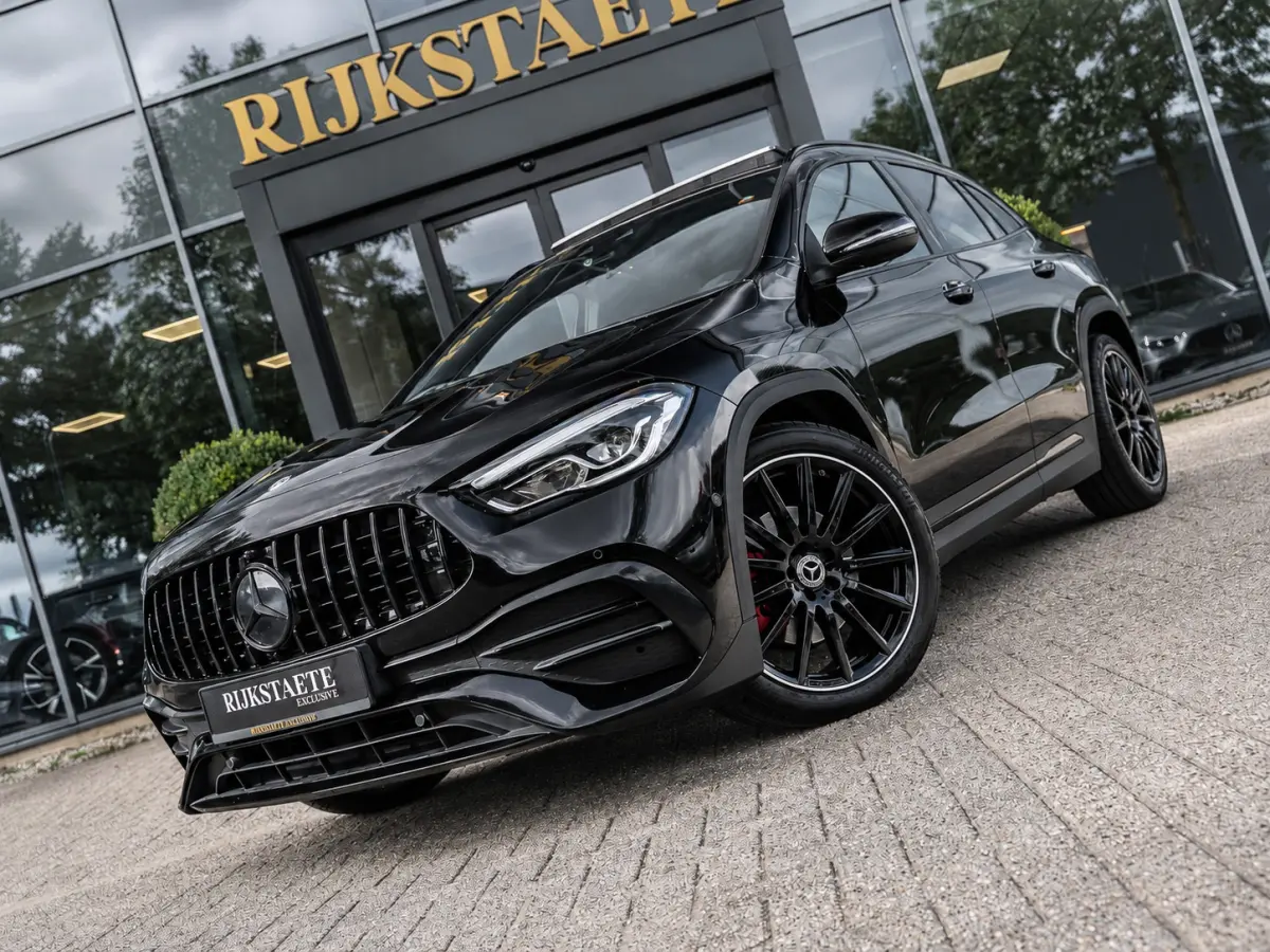 250 4MATIC AMG Line|PANO|SFEER.|CAM|20''