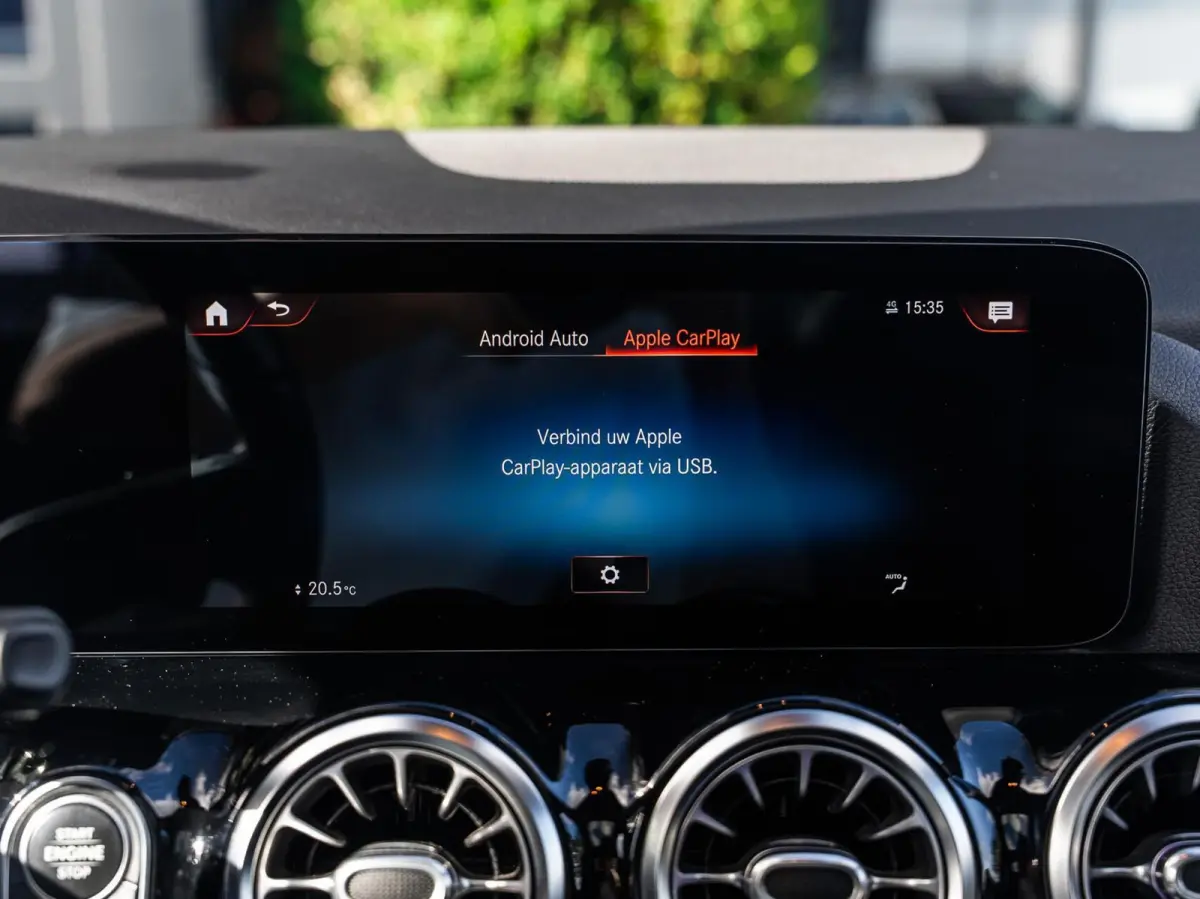 250 4MATIC AMG Line|PANO|SFEER.|CAM|20''