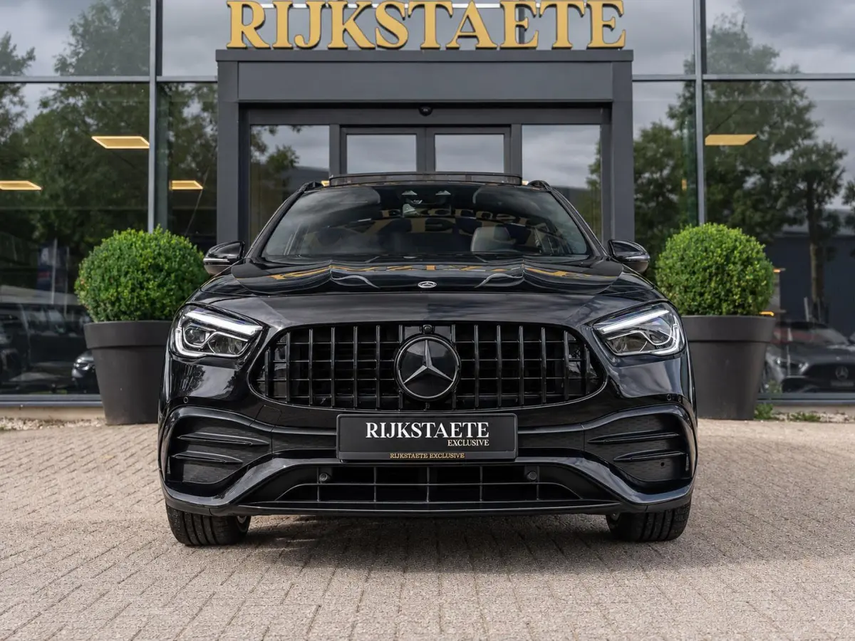 250 4MATIC AMG Line|PANO|SFEER.|CAM|20''