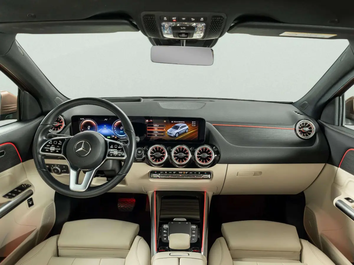 250+ Luxury Line 71 kWh | Panorama dak