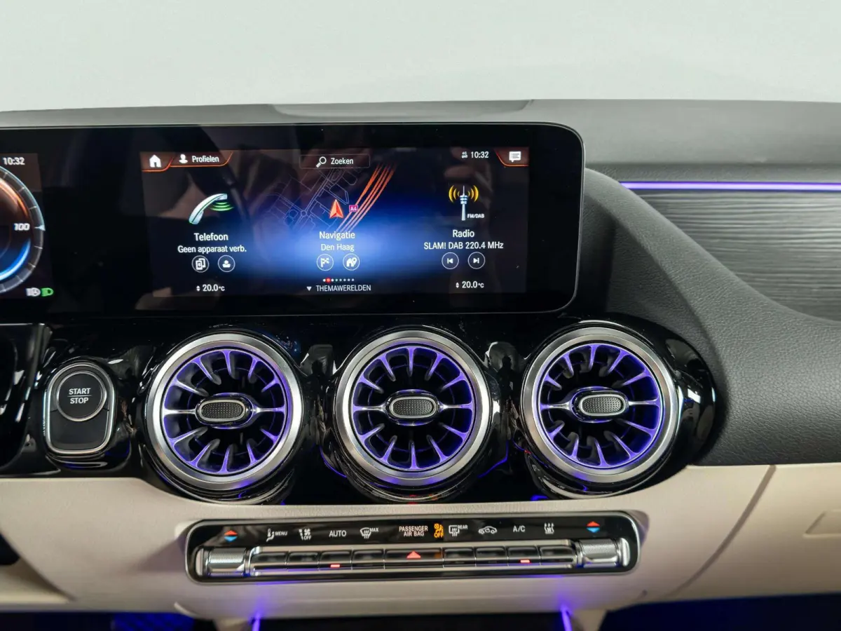 250+ Luxury Line 71 kWh | Panorama dak