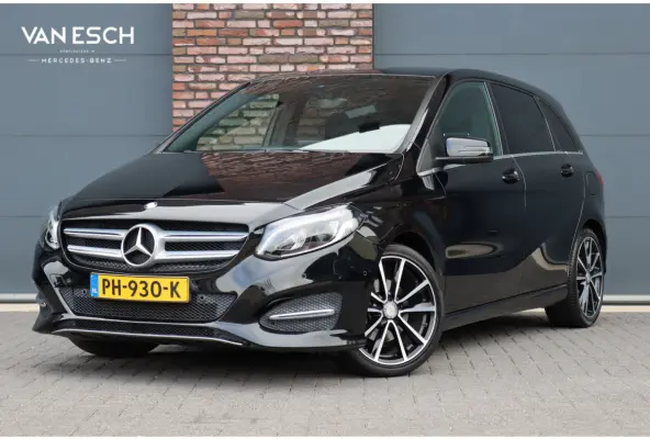 180 Automaat | Dealer Onderhouden | Leder | Trekhaak | High Perf. LED | Regensensor | Cruise Control | Privacy Glas | Navigatie |